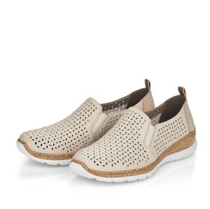 NWT Rieker N4251 Nikita Loafers